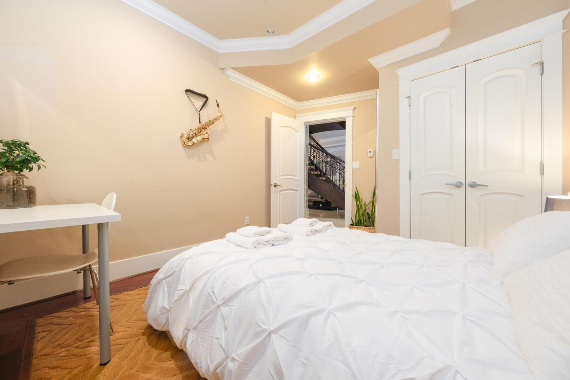 Oakridge Luxury Homestay Vancouver Buitenkant foto