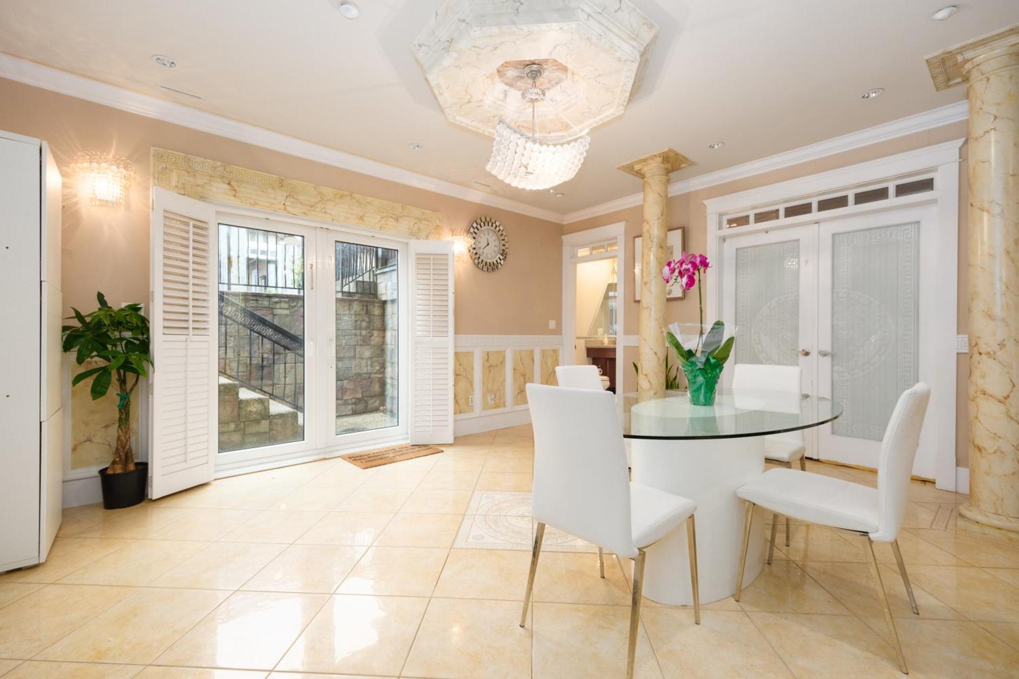 Oakridge Luxury Homestay Vancouver Buitenkant foto