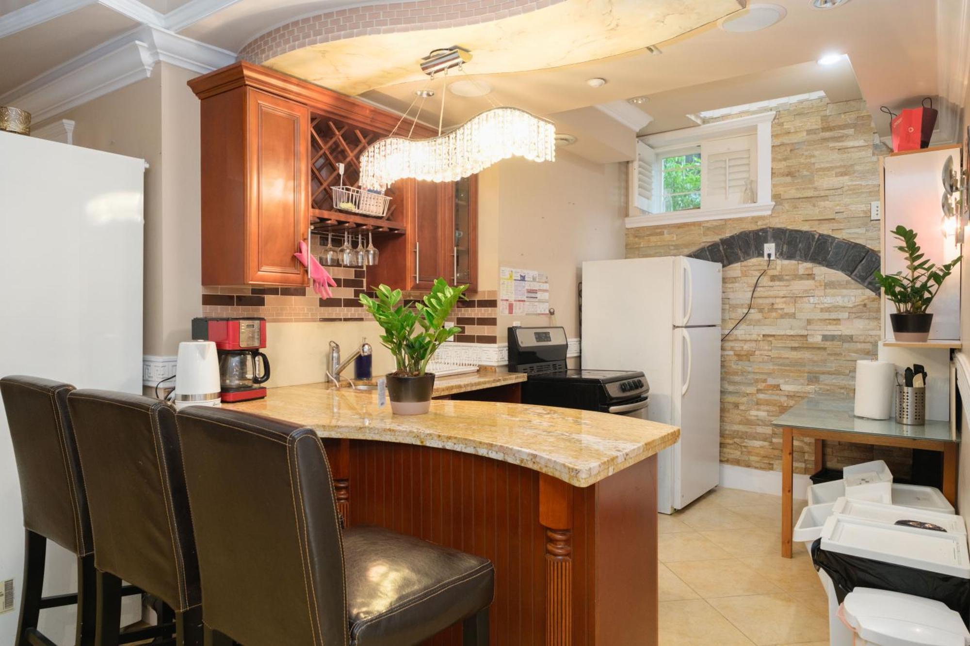 Oakridge Luxury Homestay Vancouver Buitenkant foto